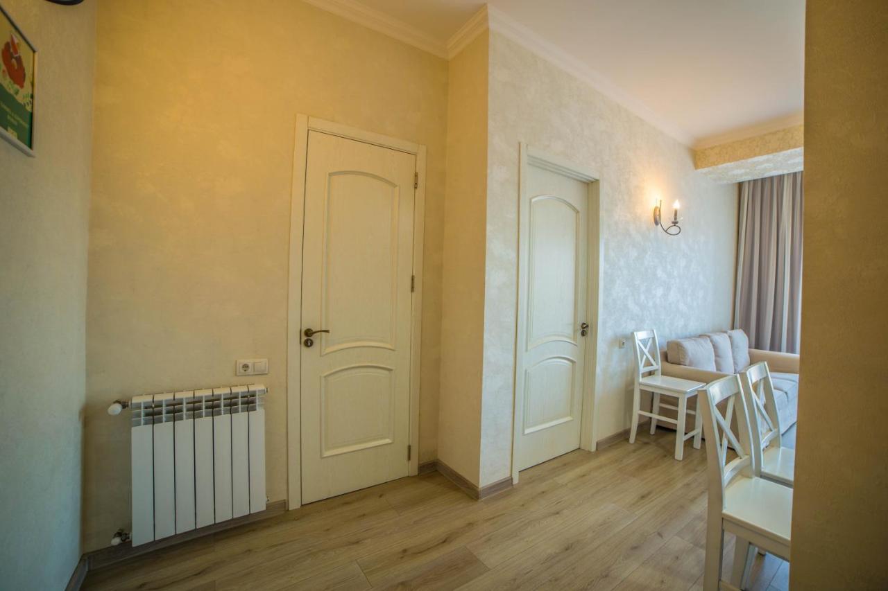 Comfy Apartment Tiflis Exterior foto